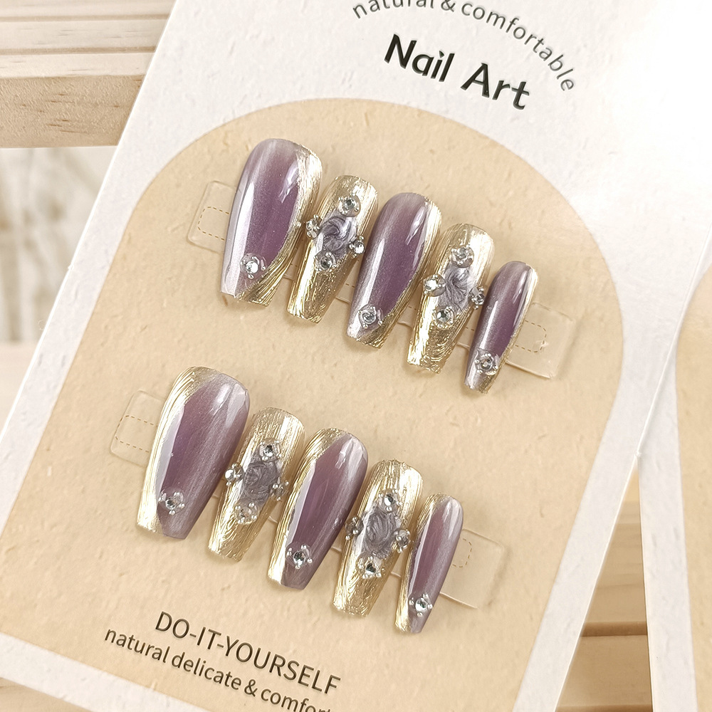 Manicura de Año Nuevo, 10 piezas de diamantes de perlas hechos a mano, arte de uñas portátil, parche de uñas Xiaohongshu, venta al por mayor