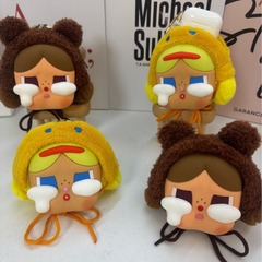 CRCY涙泣く子供のイヤホンの包みのゴムの顔のぬいぐるみのキーホルダーのクロスボーダーのペンダントのぬいぐるみの潮はシリーズの装飾のバッチを遊びます。