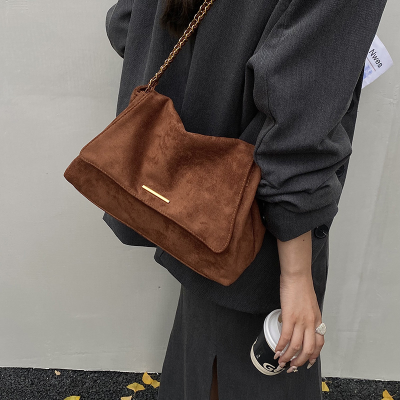 Bolso de hombro para mujer de ante con cadena elegante versátil_voghion.com