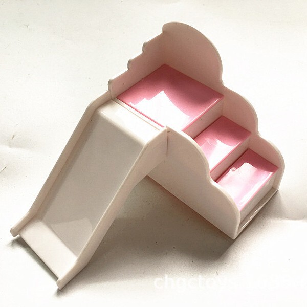 Abs material children's park play house 17cm baby slide toy 16cm doll house Villa decoration accessories 32g