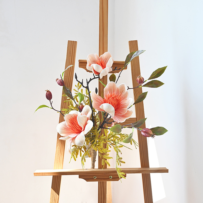 Ya Yun retro magnolia mano