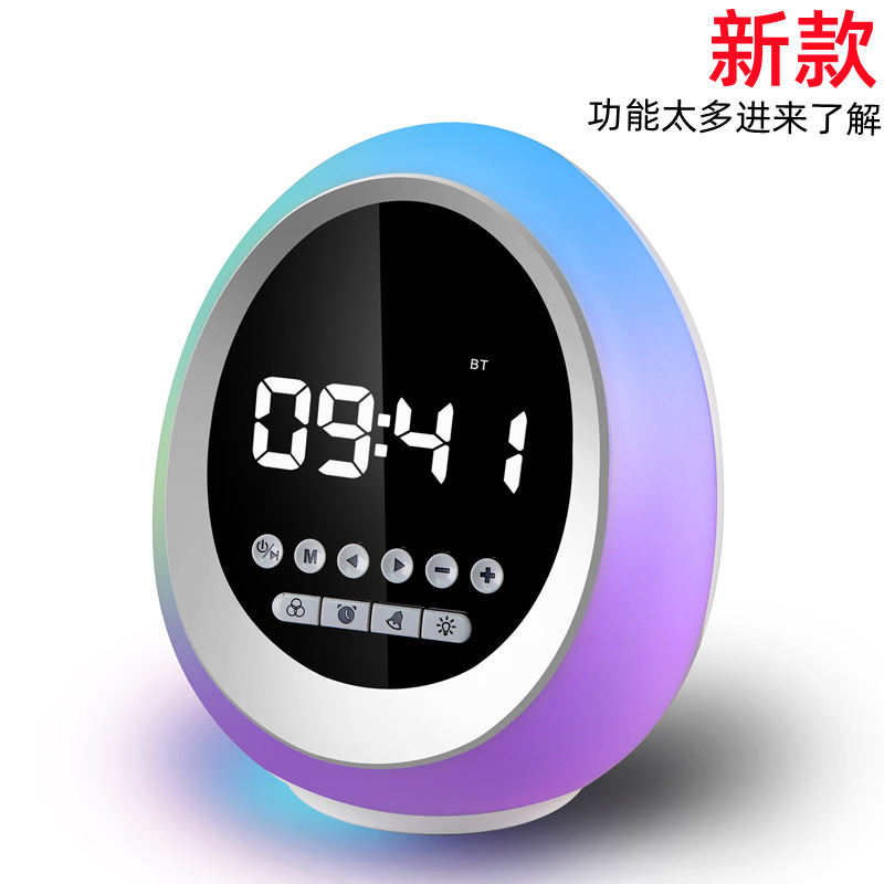 Nueva atmósfera RGB altavoz bluetooth condujo reloj pequeña tarjeta de sonido mini despertador fábrica de sonido bluetooth inalámbrico