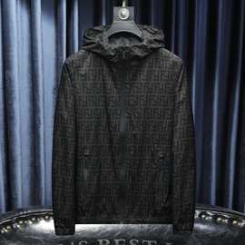 2025秋季新款男士夹克韩版修身休闲时尚简约薄款男外套青少年夹克