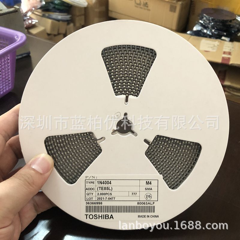 1N4004 M4 贴片整流二极管 IN4004 1A 400V SMA DO-214AC 现货