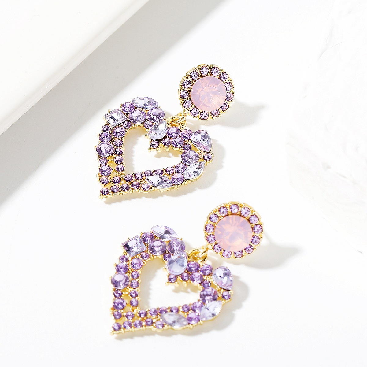 exaggerated alloy diamond heartshaped earrings ear jewelrypicture7