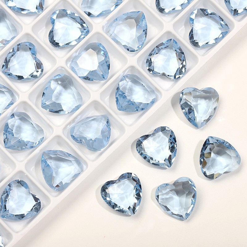 3g Weight Nail Decoration Accessories Nail Supplies Glass Material Heart Shape Pattern Heart Shape Glass Nail Decoration Accessories 9