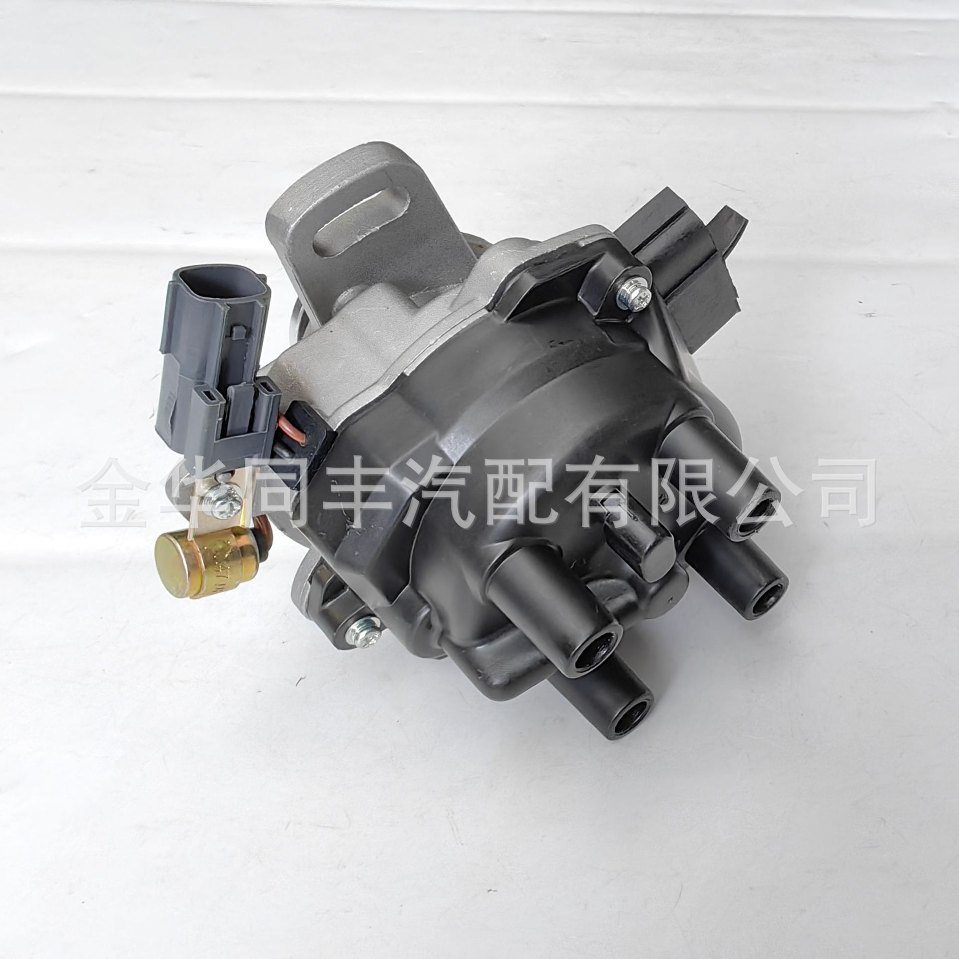 Cross-Border Applicable Nissan 22100-0m000 22100-0m001 22100-0m300 Distributor*