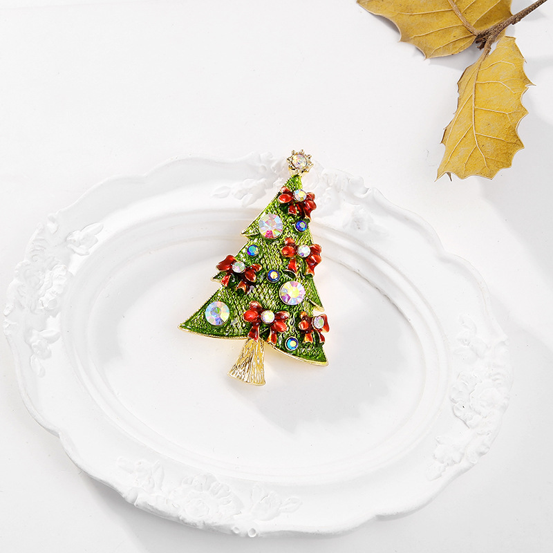 Sweet Style Sweet Pin Christmas Tree Alloy Enamel Plating Inlay Rhinestones Unisex Brooches