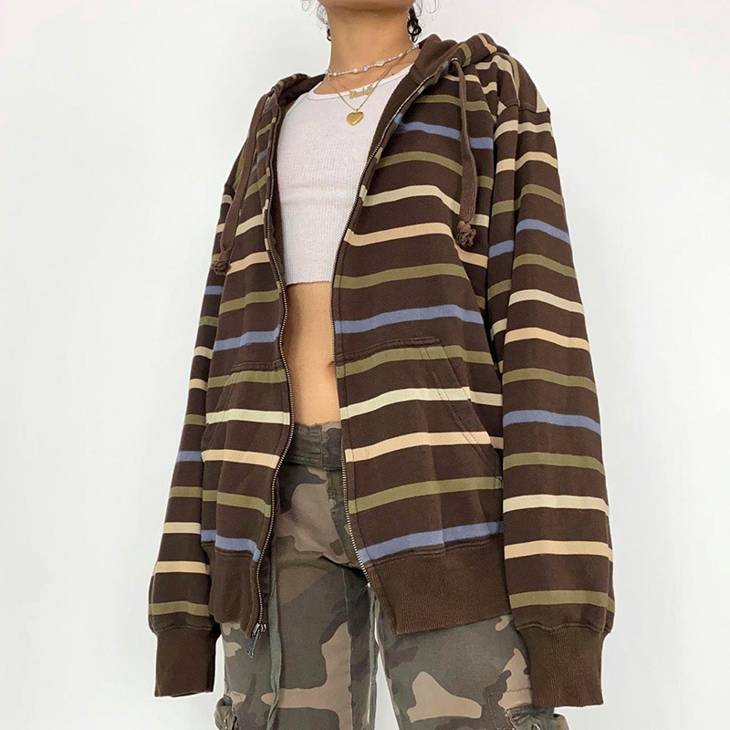 American retro style color-blocked striped patchwork sweatshirt for women, new autumn 2022 style, zip-up hooded loose casual jacket.