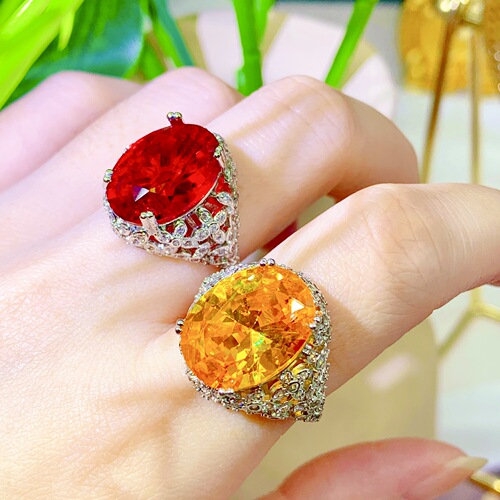 New pigeon egg red ruby ring for women, luxurious high-end net base design side full diamond colored gemstone ring