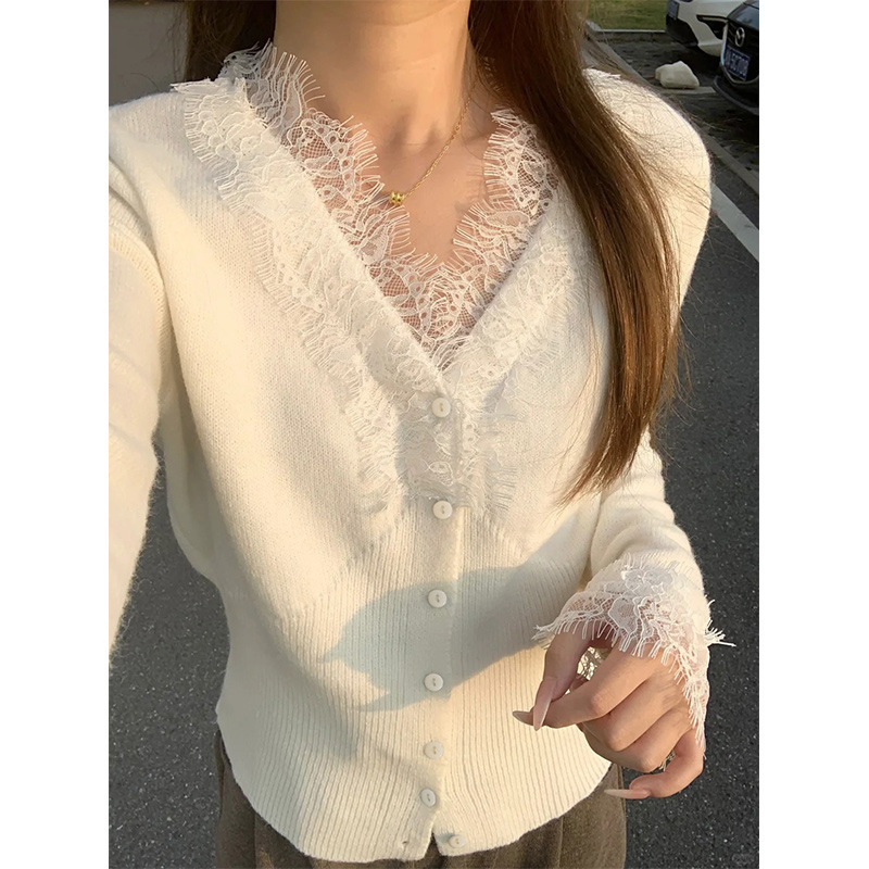 Pure Desire V-Neck Lace Patchwork Knitted Cardigan for Women, 2026 Spring Sweet and Spicy Versatile Base Layer Sweater, Korean Style