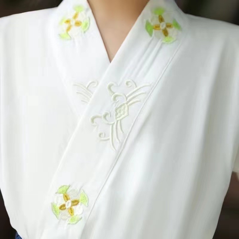 개별 자수 크로스 칼라 탑