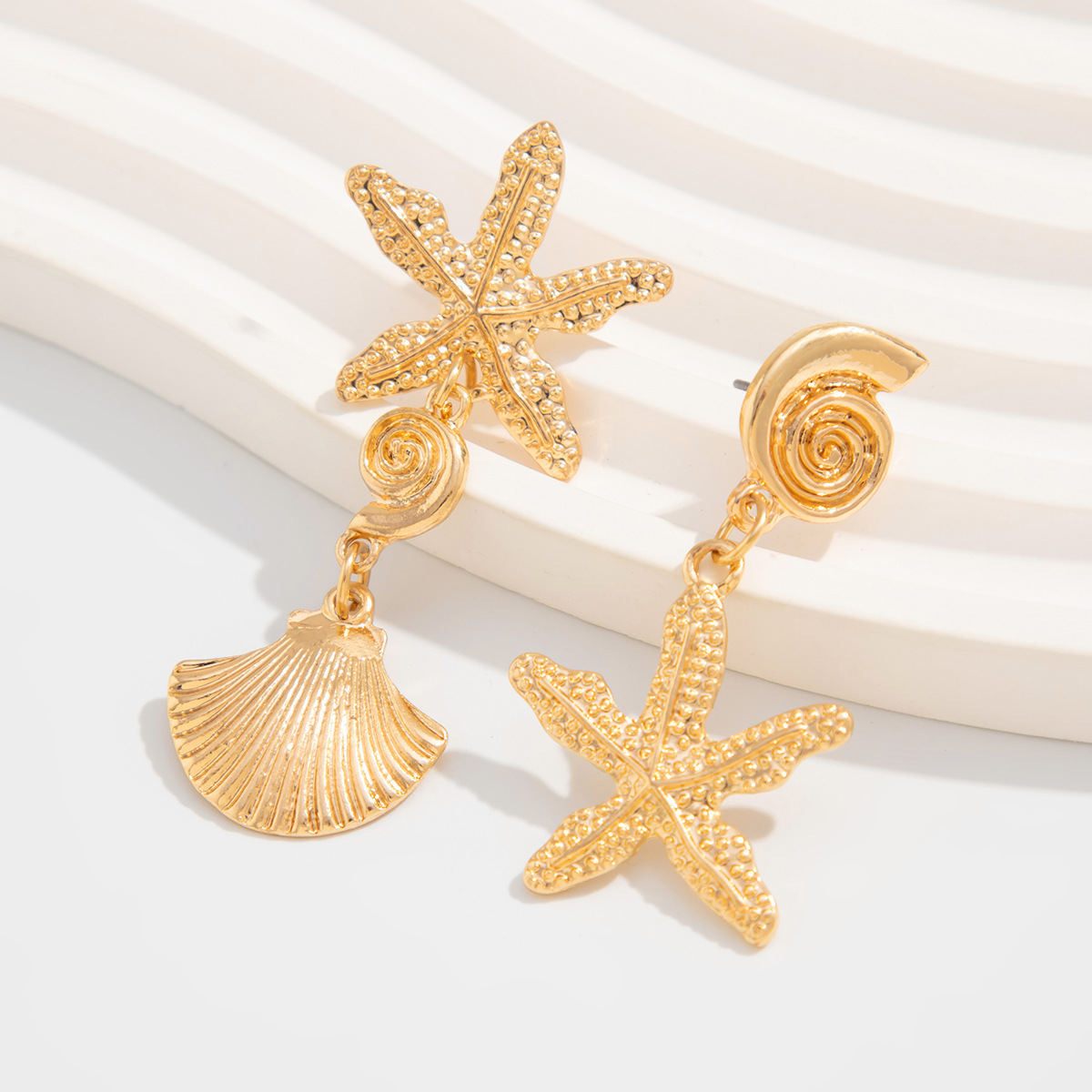 European and American Cross-Border Jewelry Beach Vacation Style Starfish Scallop Pendant Earrings Design Ins Metal Flower Ear Clip undefined