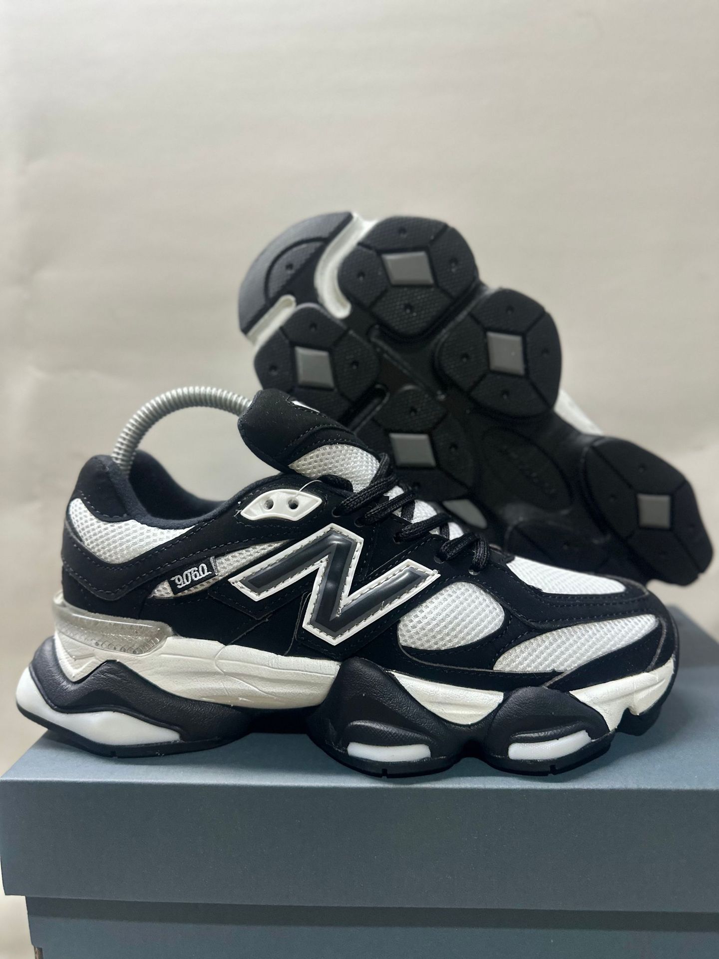 Zapatos Pitian puro comercio exterior original NB9060 tendencia de zapatos de papá retro altura pareja estudiantes hombres y mujeres zapatos deportivos para correr