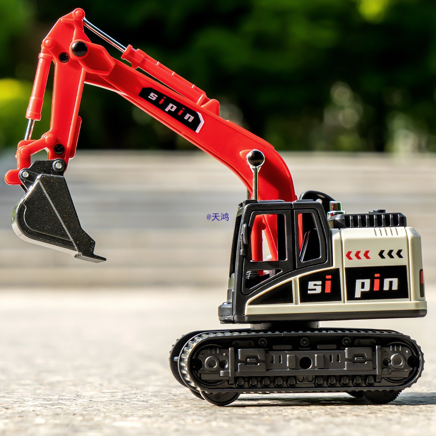 Children's Hand-Cranked Excavator Toy Boy 3 to 6 Years Old Alloy Car Baby Engineering Vehicle Inertia 2025 New Model