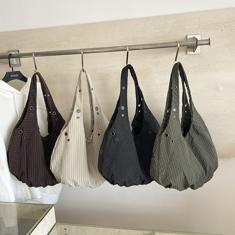 Cross-border bestseller: casual style nylon tote bag for women, lightweight, versatile, large-capacity shoulder bag, suitable for leisure and commuting, underarm bag