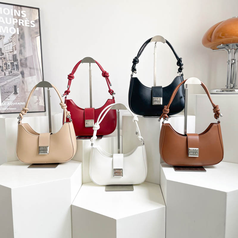 Cross-Border Trendy Light Luxury Small Handbag Women's Bag 2025 Autumn New Stylish Versatile Shoulder Bag Commuter Underarm Bag