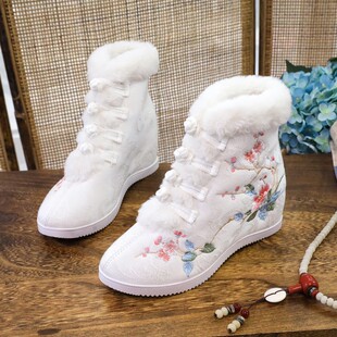 (ten Miles Plum Blossom) Winter Velvet Han Dynasty Shoes Ethnic Style Embroidered Shoes Fur Mouth Ancient Style Women's Boots Inner Heightening Short Boots