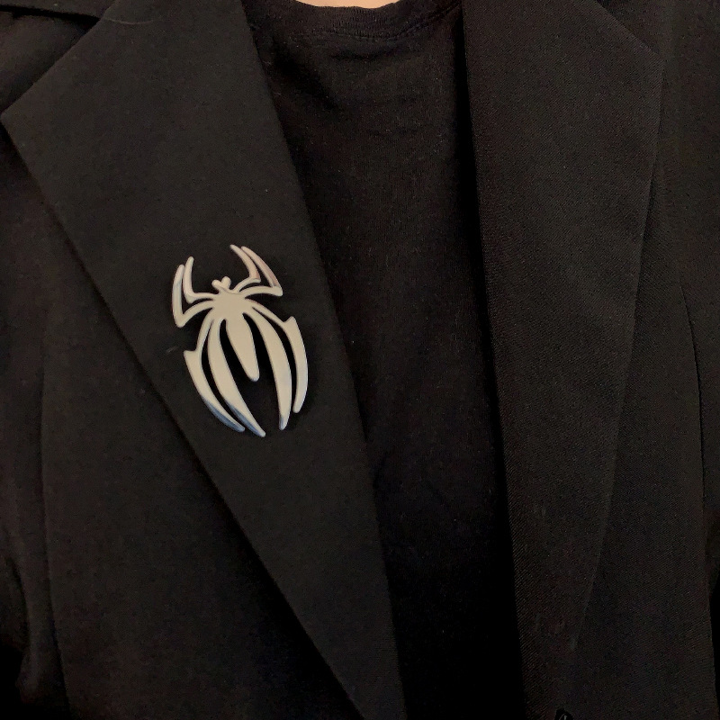 남성 하이 엔드 브로치 세트 액세서리 스테인레스 스틸 틈새 디자인 센스 배지 코세이지 버튼 연례 회의 남성 액세서리