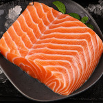 新疆三文鱼中段刺身生吃日料冰鲜中段宝宝辅食批发寿司厂一件批发