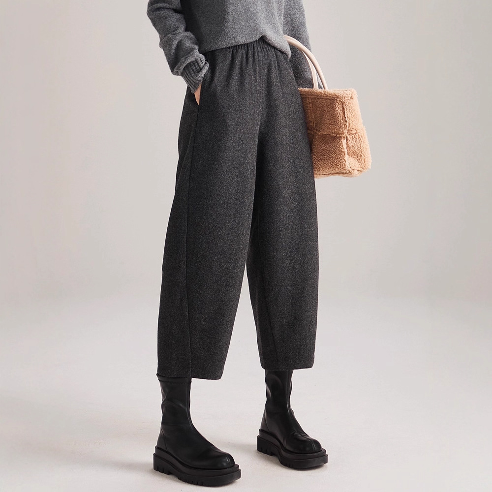 Liang Yixuan 2025 Winter New Fashion Versatile Loose Slimming Thick Warm Casual Cropped Harem Pants for Women Trendy