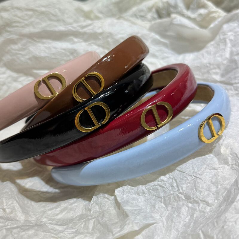 2025 Spring/Summer New Pig Nose High-End Autumn/Winter Headband High Crown Top Internet Celebrity Versatile Little Chanel Style Hair Accessory for Women 2025 Spring/Summer New Pig Nose High-End Autumn/Winter Headband High Crown Top Internet Celebrity Versatile Little Chanel Style Hair Accessory for Women