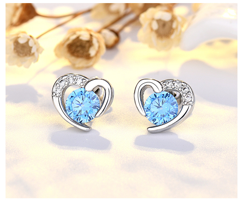 1 Pair Lady Sweet Heart Shape Inlay Copper Zircon Ear Studs display picture 2