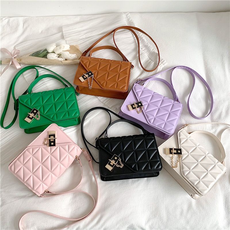 Women's bag 2022 fashionable all-match popular handbag solid color indentation rhombus ins shoulder messenger bag wholesale Women's bag 2022 fashionable all-match popular handbag solid color indentation rhombus ins shoulder messenger bag wholesale