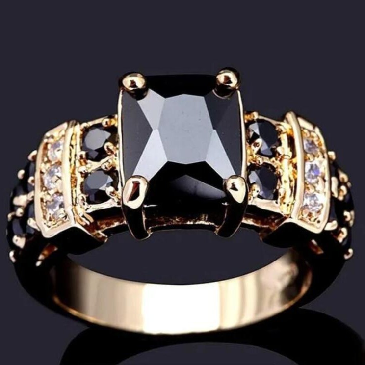 Cross-border New Fashion European and American Fashion Gold Set Square Zircon Ring Heavy Industry High-end Engagement Party Jewelry