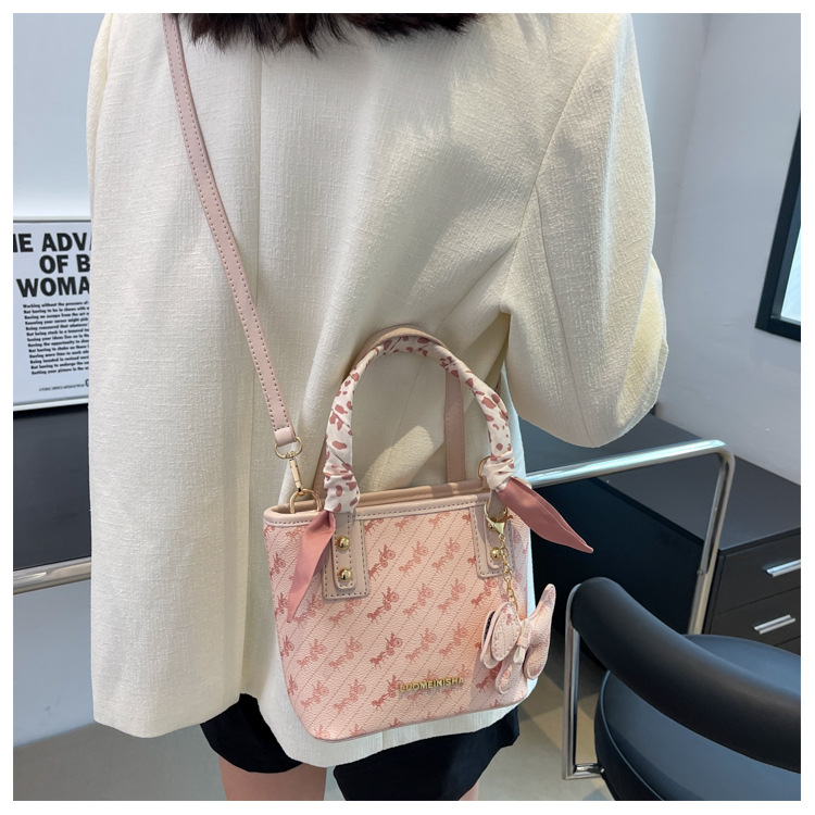 hmqViviiyNSAyin8WueWtyoohS2Ahc4JGt9o