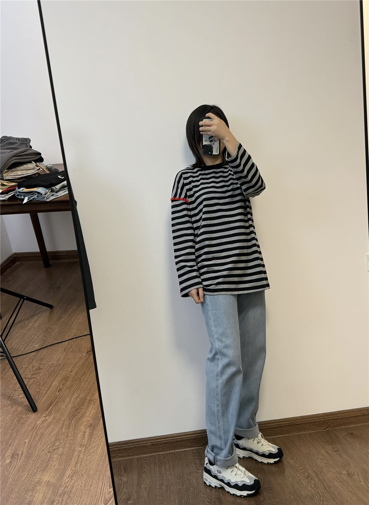 매일 공급 새로운 스타일 높은 허리 올매치 하이 퀄리티 부드러운 원단 멀티 분위기 슬리밍 라이트 블루 여성용 작은 스트레이트 레그 청바지