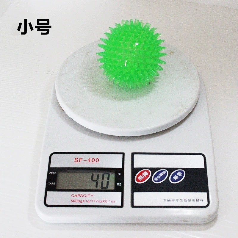 작은 가시 공 (녹색)