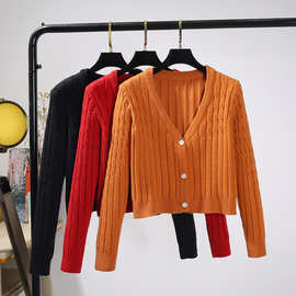 超短款毛衣外套女开衫秋冬季配裙子v领长袖加厚修身显瘦麻花外搭