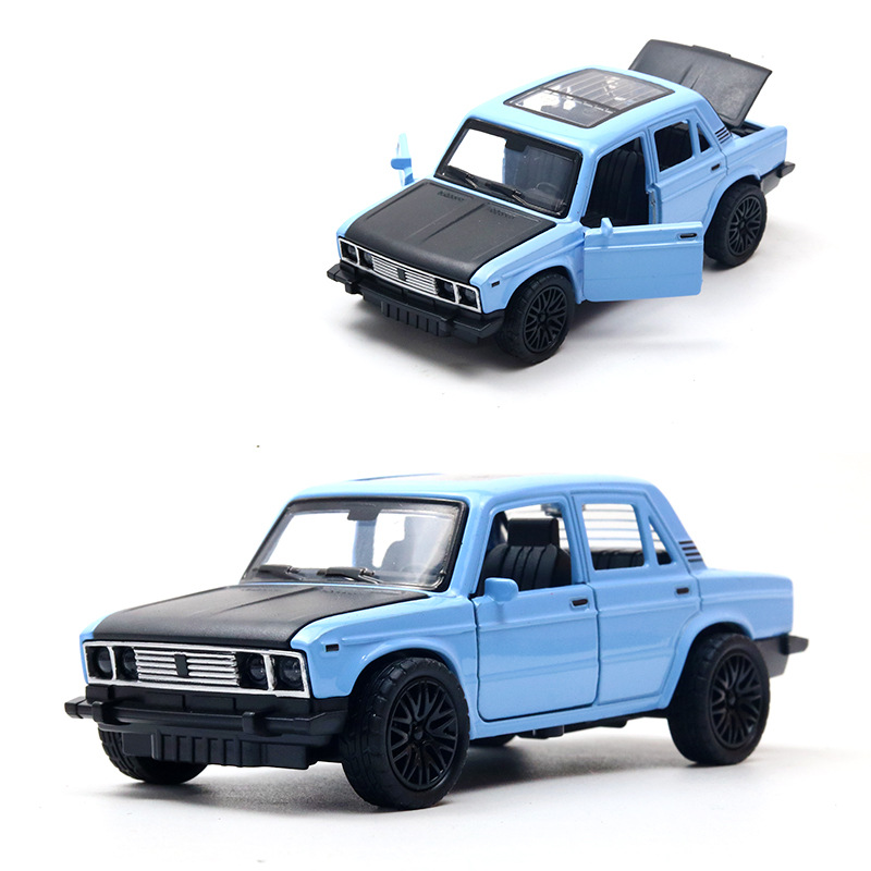 (Modelo de coche de aleación) 1/36, SUV todoterreno, juguete metálico para niños con puertas que se abren, coche pequeño, adorno para máquina de garras