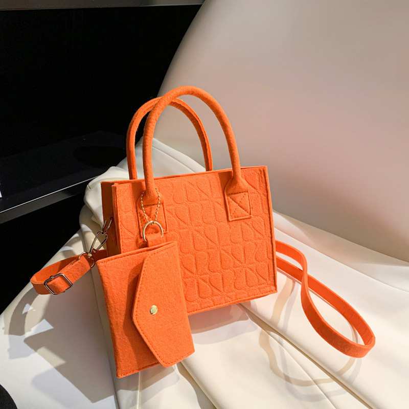 Bolso de moda de gran capacidad de mujer versión coreana simple bolso de fieltro ligero de dos piezas bolso al por mayor