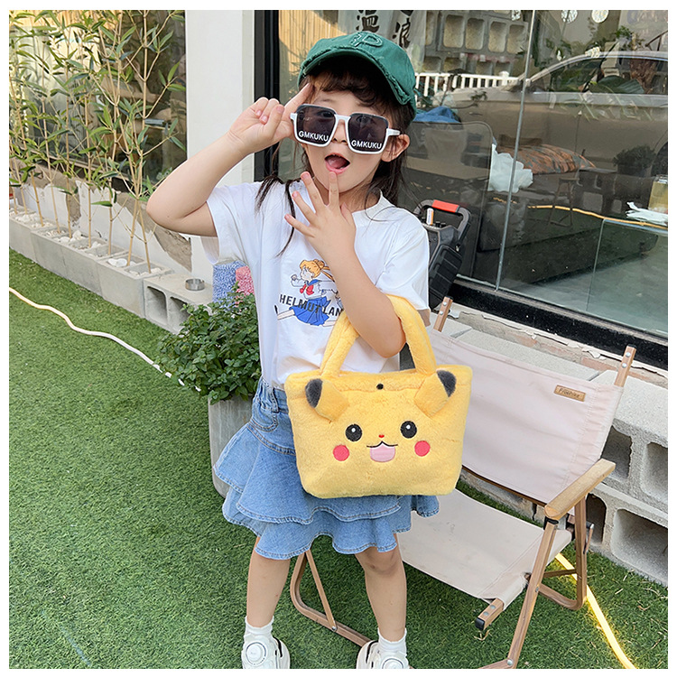 2023 Fashionable and cute cartoon doll small shoulder bag, plush toy single-shoulder crossbody bag, student hand-held mobile phone bag undefined