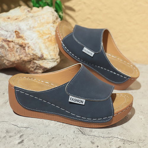 Women's Cross-border Large Size Thick Sole Casual Slippers 2025 New Wide Strap Simple Fashion Fish Mouth Sloped Sole Slippers