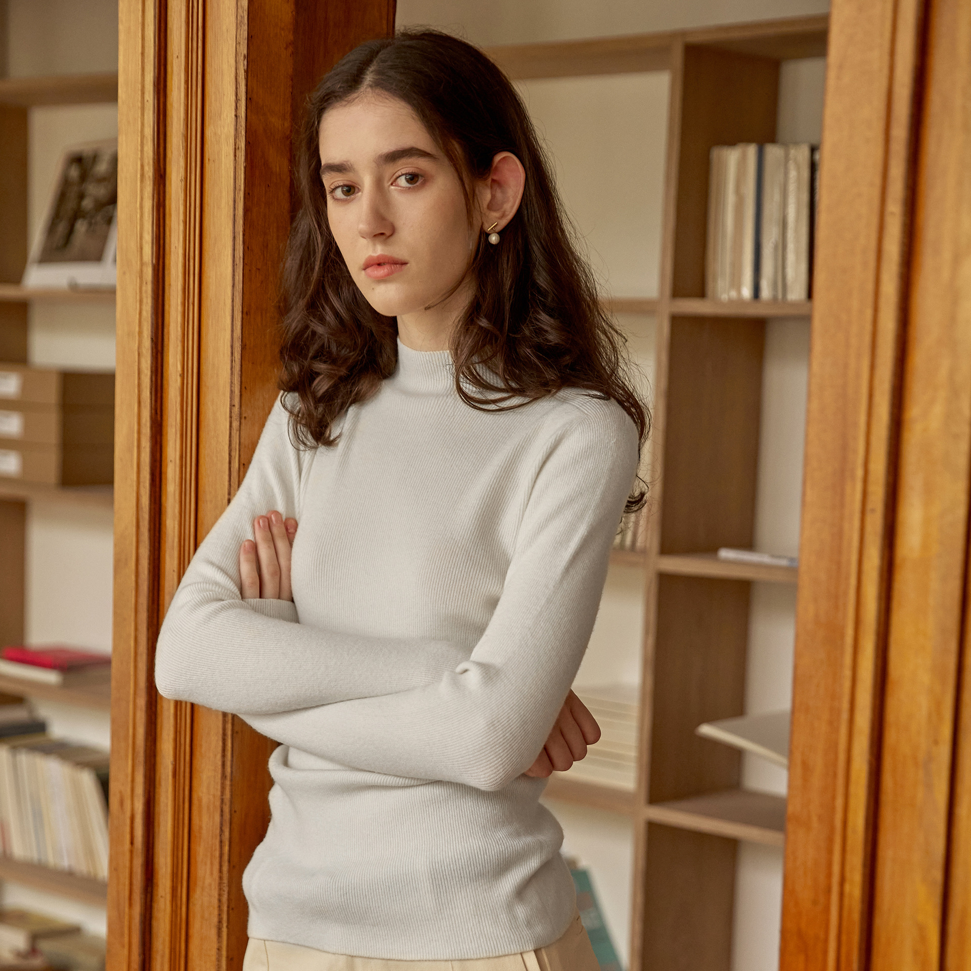 Keep warm solid color base body-friendly fitted elegant long-sleeve