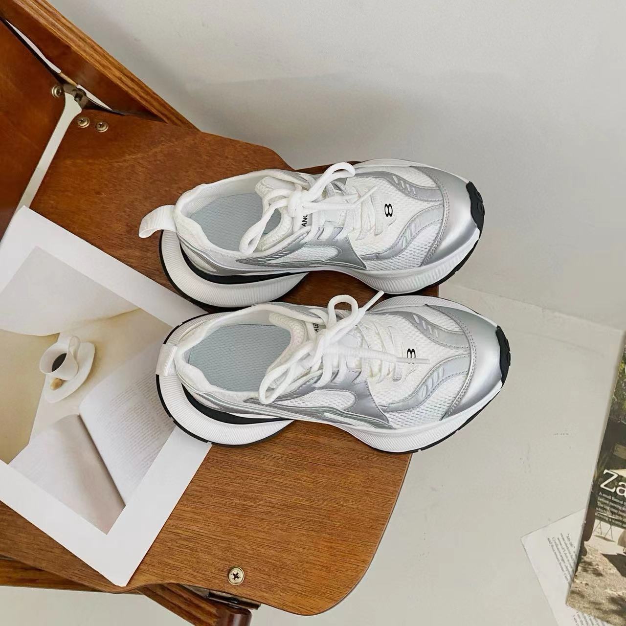 Men's And Women's Paris New Lace-Up Mesh Breathable Dad Shoes 13th Generation Distressed Low Top Casual Sports Shoes With Thick Sole Height Increasing_vogvips.com
