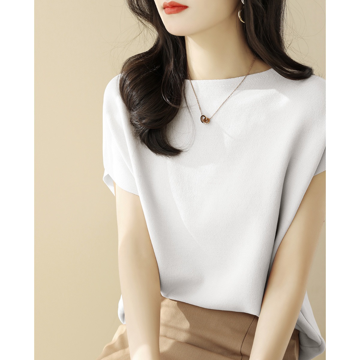 봄과 여름 새로운 스타일 느슨한 슬리밍 민소매 얇은 티셔츠 여성용 외부 착용 내부 Dolman 슬리브 니트 셔츠 짧은 소매