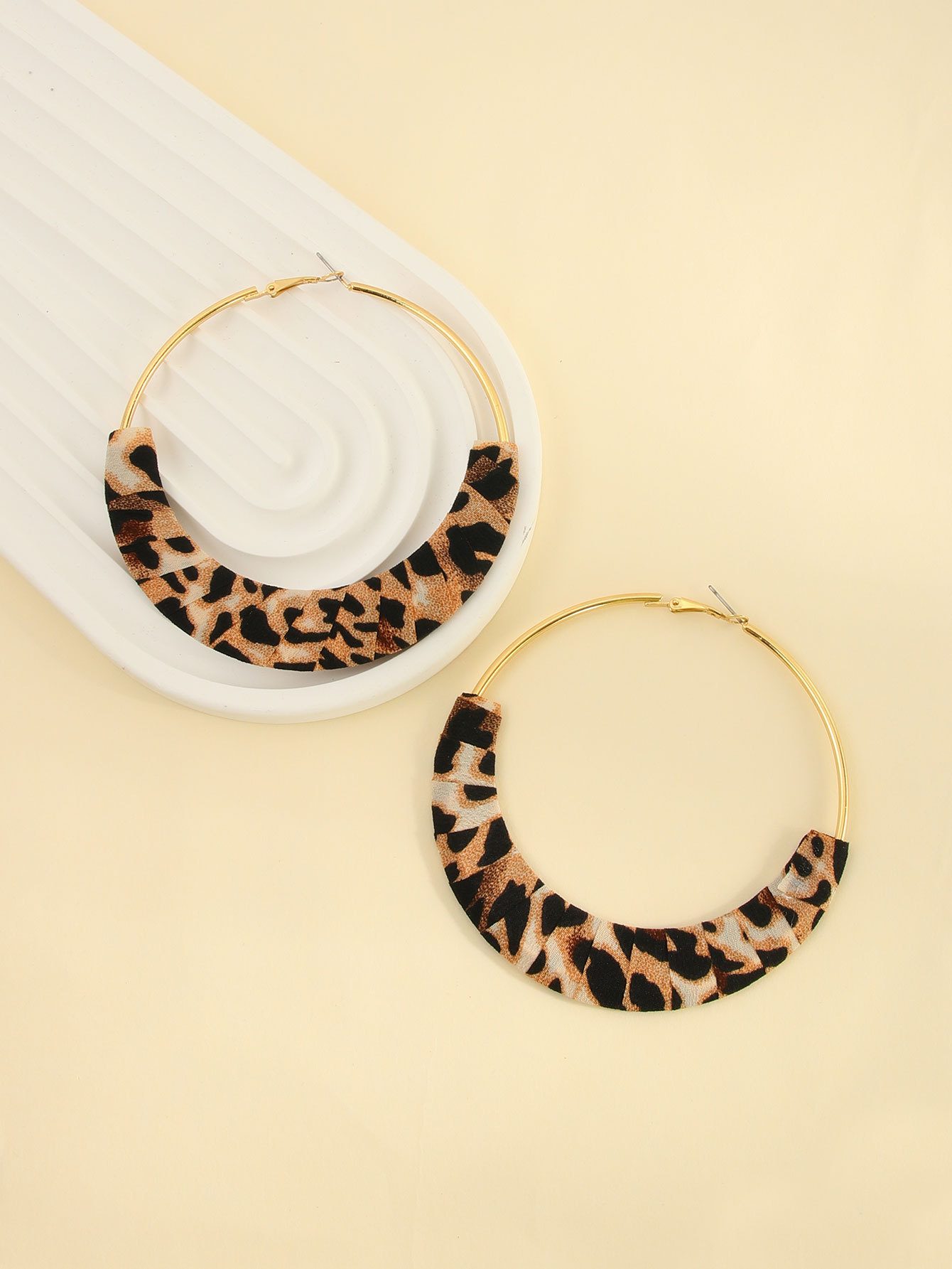 1 Pair Quantity 1 Pair Elegant Lady Geometric Leopard Zinc Alloy Earrings