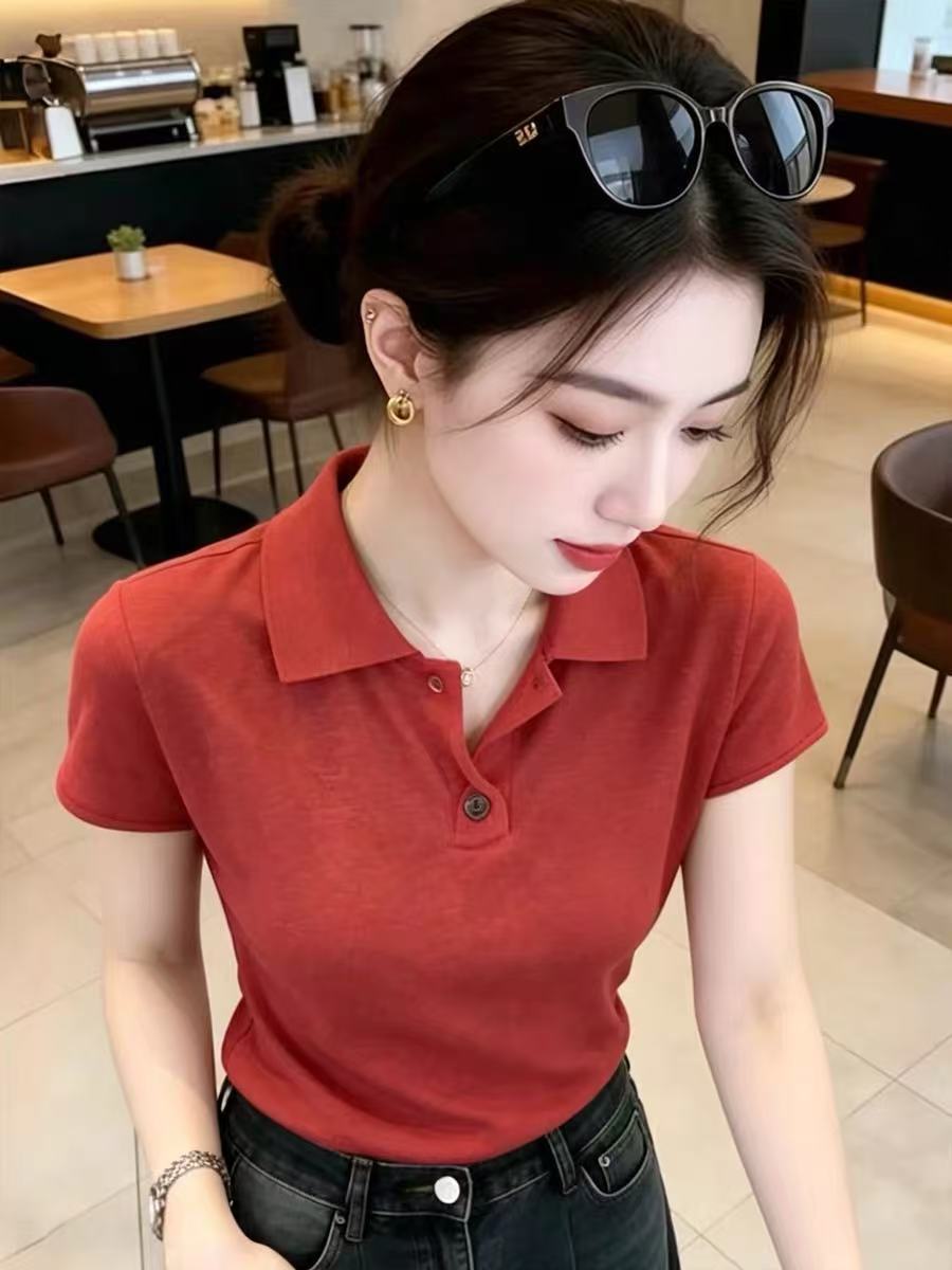Áo thun ngắn tay nữ cổ polo dáng ôm, kiểu Hàn Quốc — màu đỏ