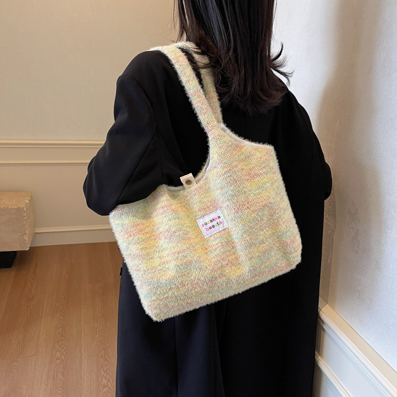 Nicho de diseño original chaleco peludo de la niña bolsas de hombro rayas arco iris bolsas de viaje de clase estudiantes
