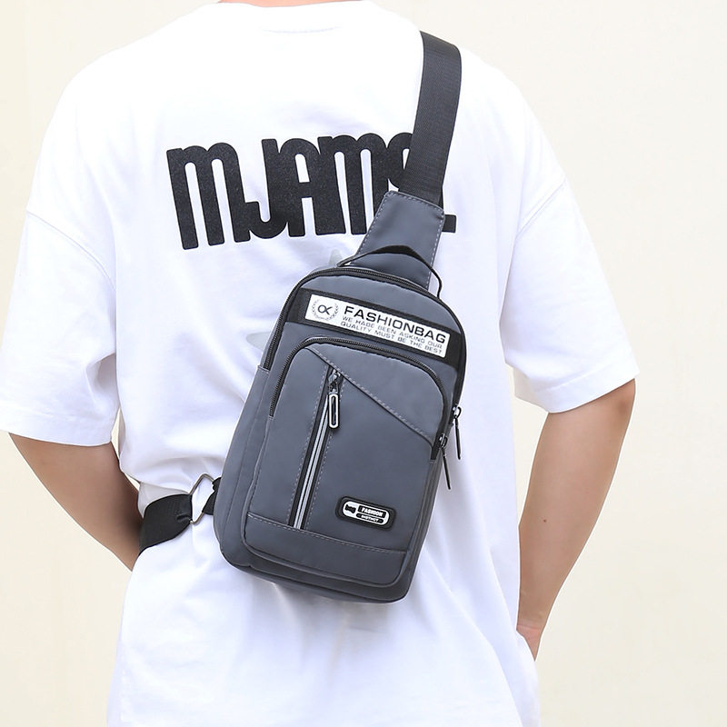 2022 nuevo bolso de hombro de los Hombres estilo coreano bolsa de mensajero de gran capacidad nuevo ocio deportes hombres multiusos bolsa de pecho