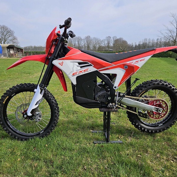 Arctic Leopard Cheetah E Xe 880 Electric Off-Road Motorcycle New Design Super Powerful Endurance Race High-Performance Version
