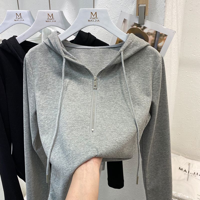 European-Style Gray Hooded Sweatshirt for Women, Long-Sleeved, 2026 Spring and Autumn New Versatile Casual Sports Hoodie, Base Layer Top