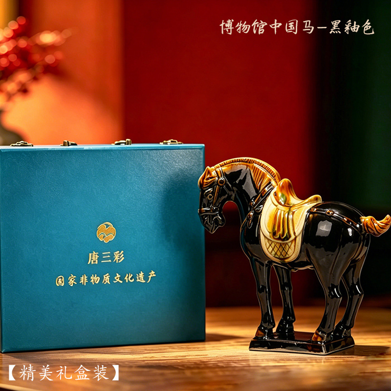Tang tres coloridos caballos cerámicos decoraciones del año del caballo seis caballos Museo de caballos chinos artesanías decoraciones de sala de estar