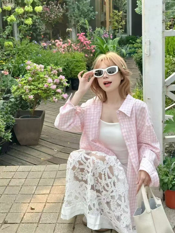 2025 新ピンクブルーシングルカップルデザイン柔らかいチェック柄シャツ女性の多用途カジュアルルーズジャケット|undefined