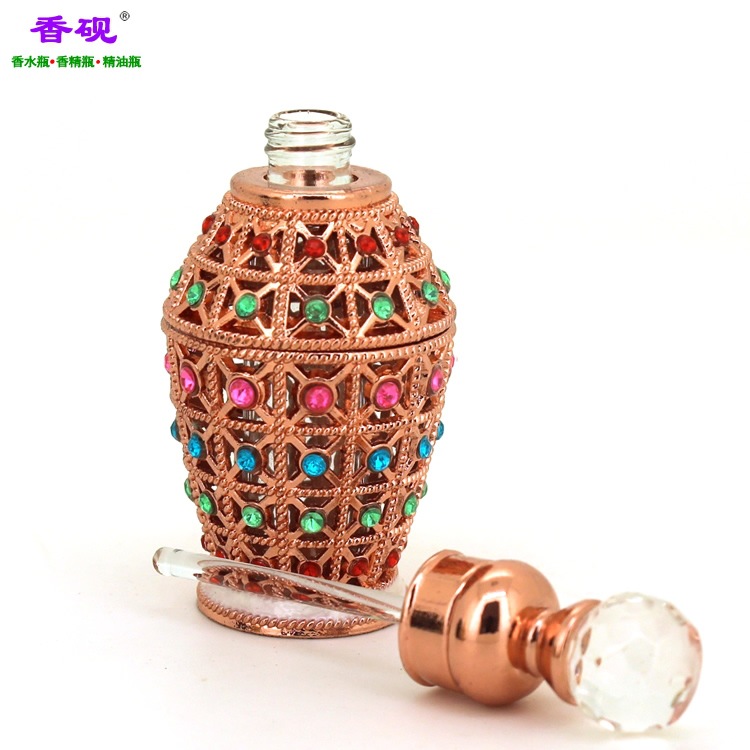 香砚玫瑰金色菠萝弹款香水瓶5.jpg