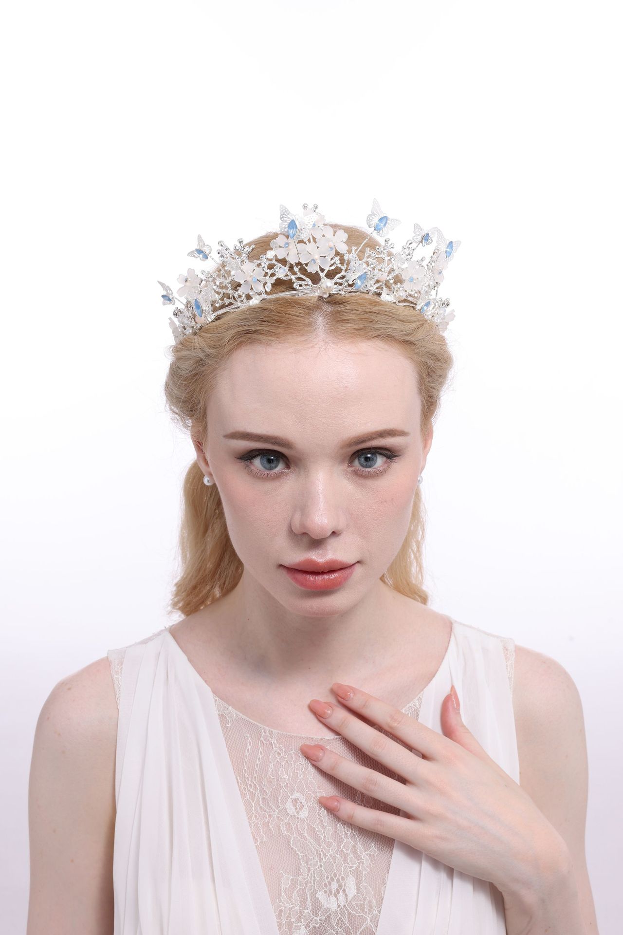 Bride Crown Vintage Style Handmade Hair Accessory For Weddings_voghion.com